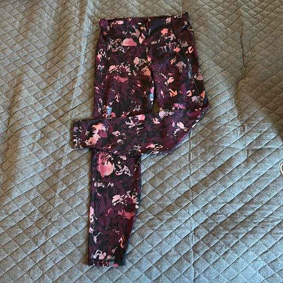 All in Motion 7/8 Leggings -Size M - Picture 1 of 3